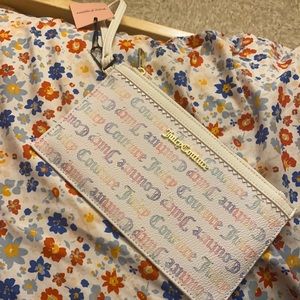 Juicy couture wristlet brand new